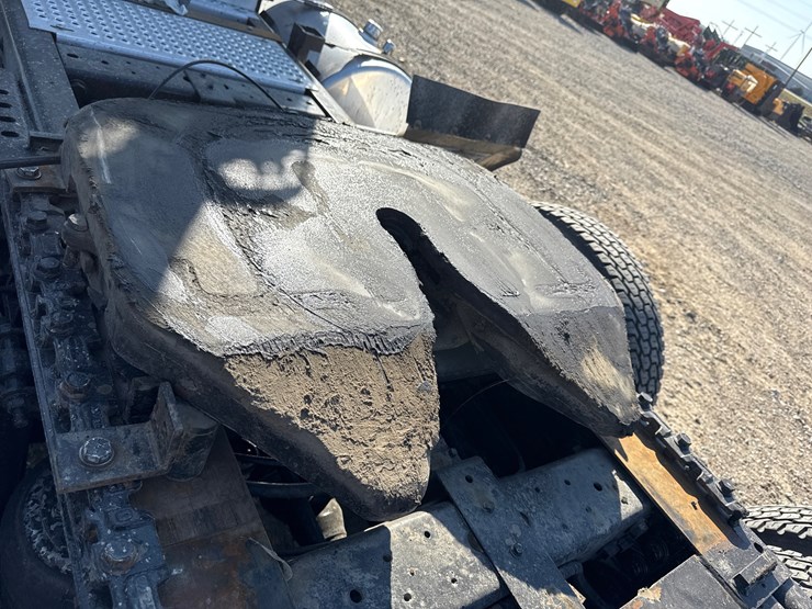 2011-international-prostar-image-16