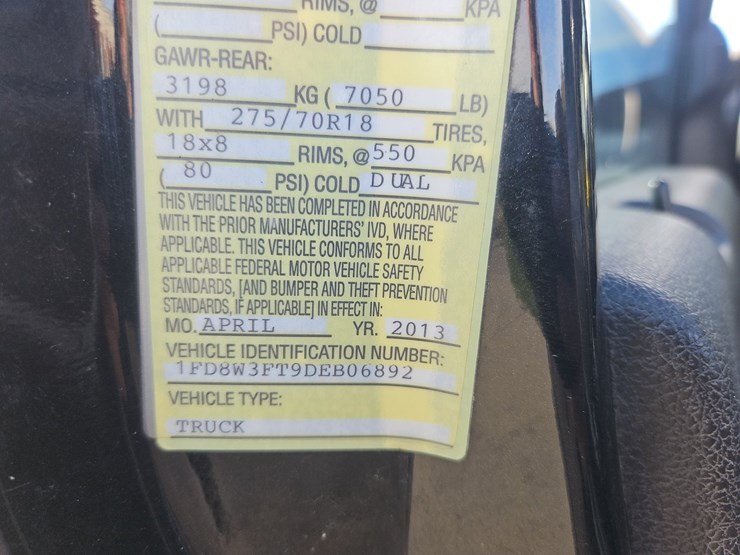 2013-ford-f350-xlt-image-28