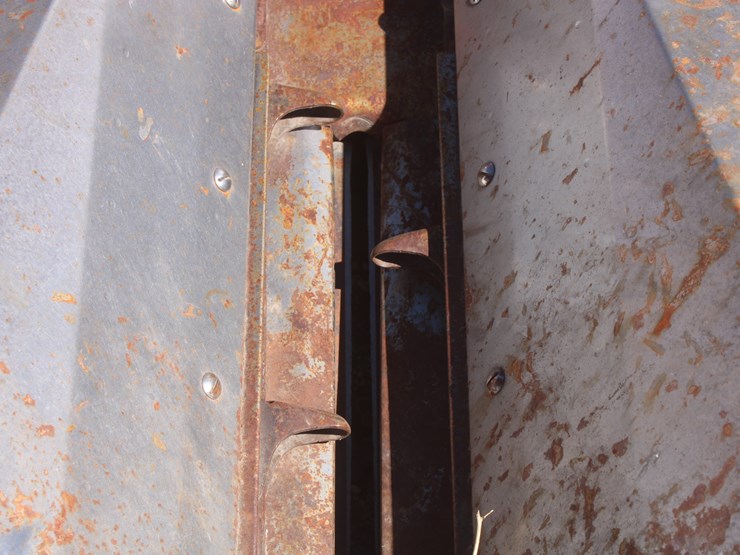 case-ih-1063-image-13