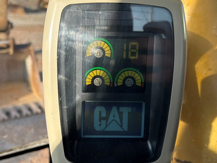 2004-caterpillar-321c-image-59