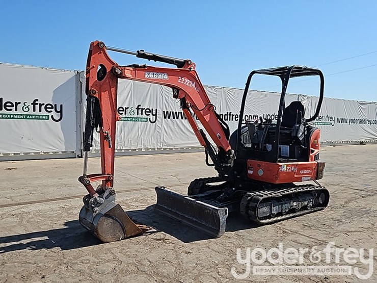 2019-kubota-kx033-4-image-1