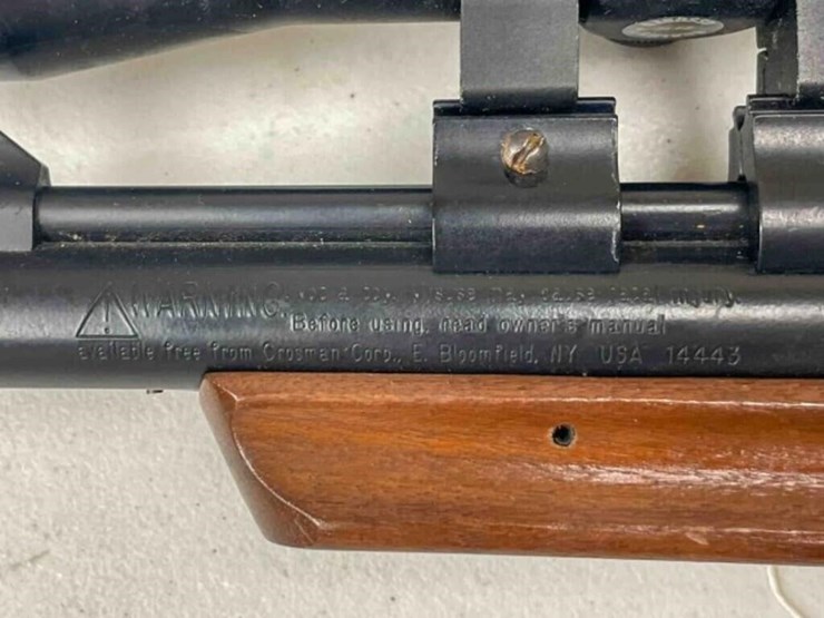 crosman-air-pistol-image-13