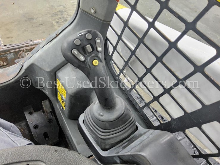 2021-bobcat-t64-image-15