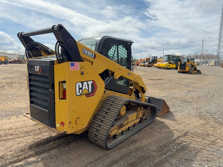 2021-caterpillar-289d3-image-5