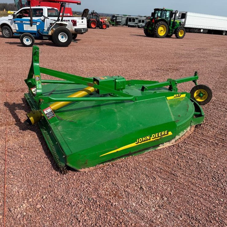 JOHN DEERE MX7