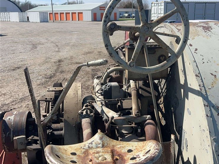 big-bull-tractor-image-19