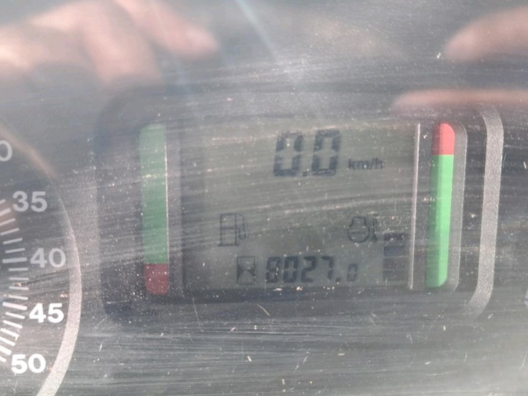 2010-john-deere-6230-image-21