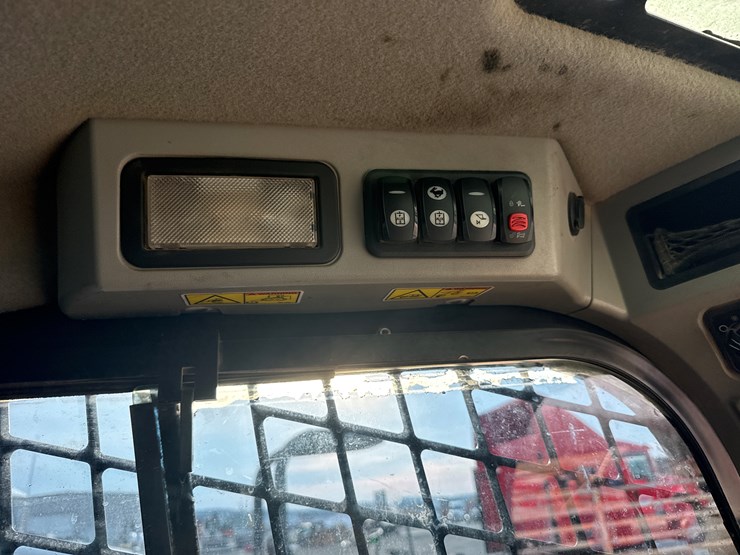 caterpillar-259d-image-46