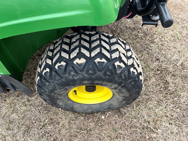 2013-john-deere-gator-image-10