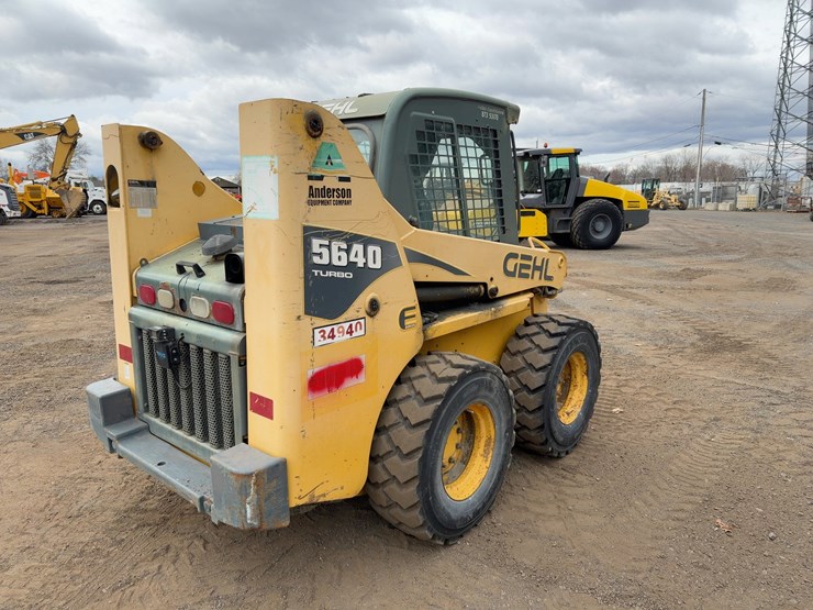 2006-gehl-5640-image-5