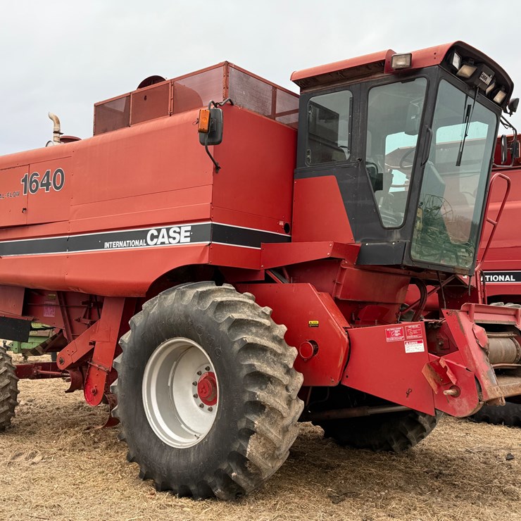 CASE IH 1640