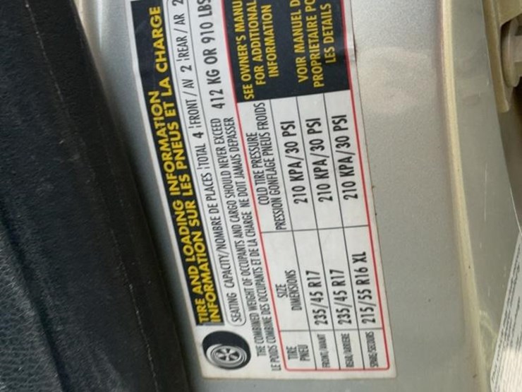 #510-•-2009-volkswagen-passat-image-25