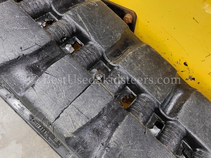 2019-caterpillar-249d-image-17