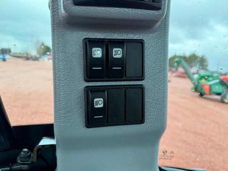 mahindra-7095-image-51