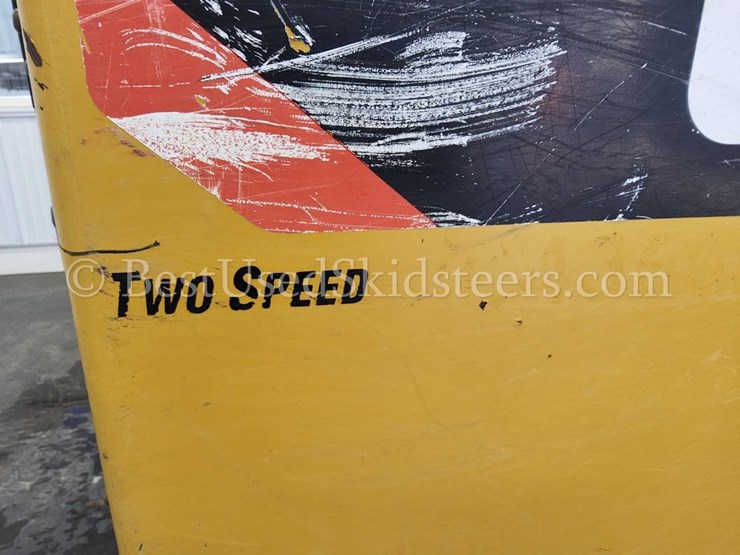 2015-caterpillar-279d-image-28