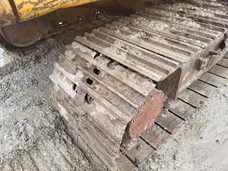 hyundai-robex-130-lc-image-28