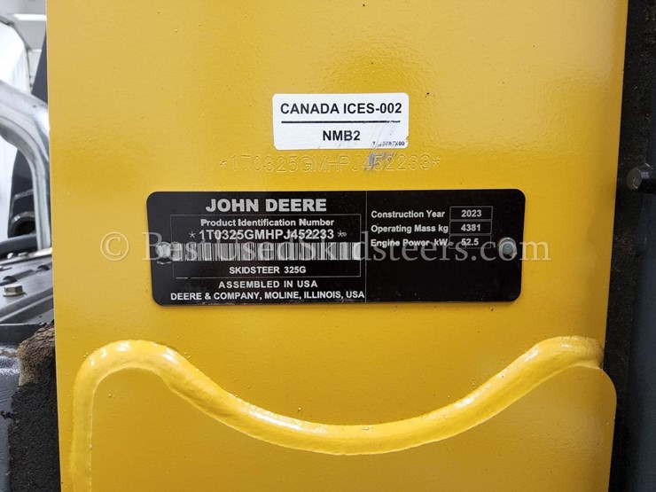 2023-deere-325g-image-37