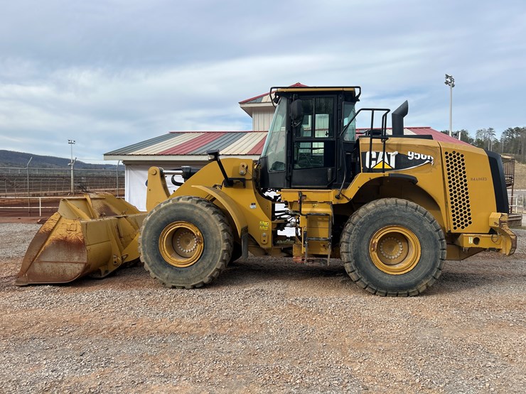 2012-caterpillar-950k-image-2