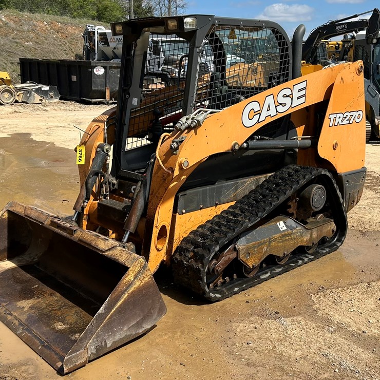 2019 CASE TR270