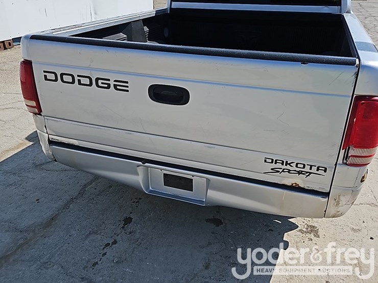2001-dodge-dakota-sport-image-10