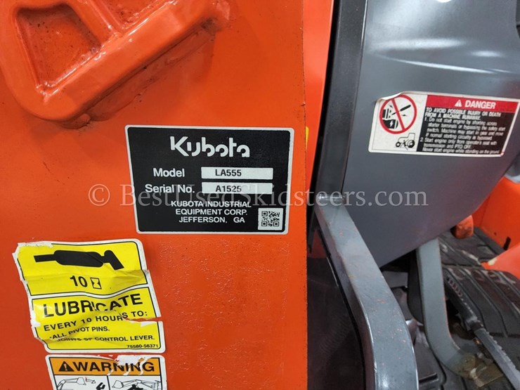 2017-kubota-l3560-image-43