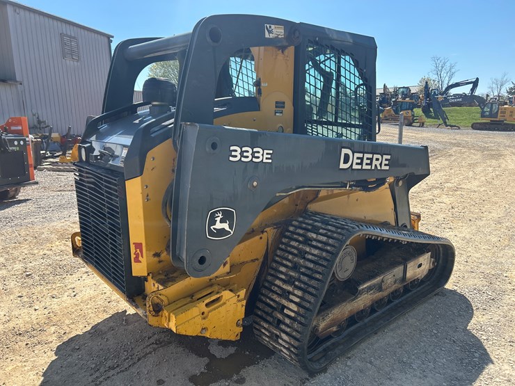 2015-deere-333e-image-5