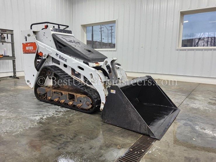 2017-bobcat-mt85-image-7