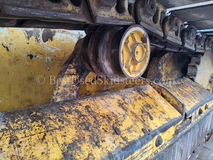 2017-deere-650k-image-32