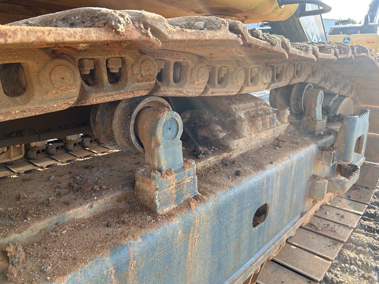 2006-deere-650d-lc-image-86