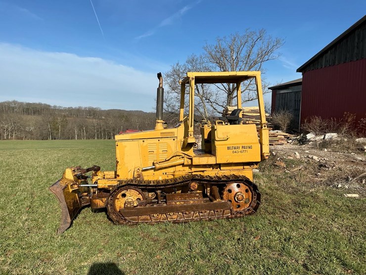 #350-•-1978-komatsu-d31-16-dozer-image-2