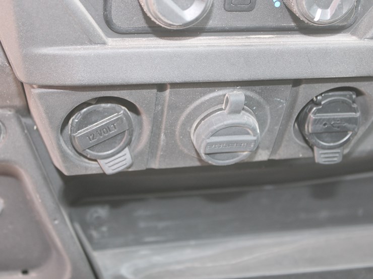 2024-polaris-ranger-image-30