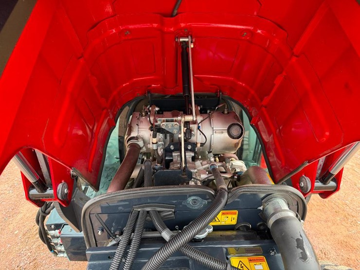 massey-ferguson-1736-image-47