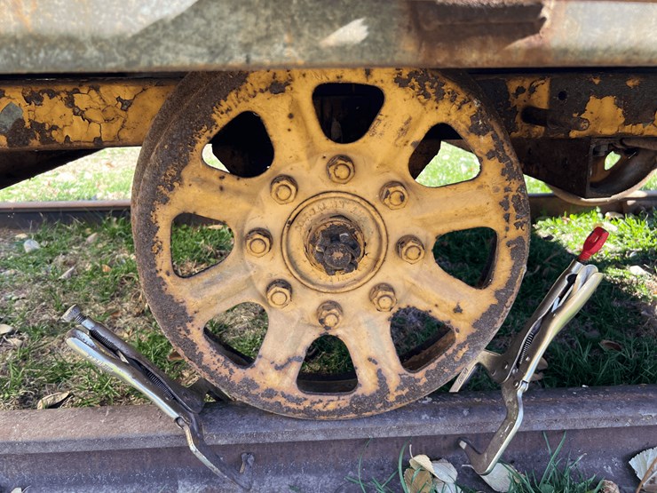 set-of-3-flat-cars-image-12