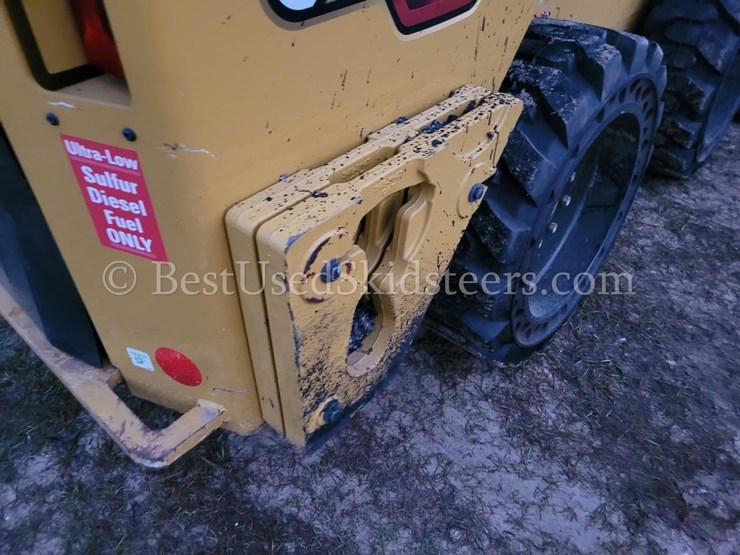 2023-caterpillar-262d3-image-8