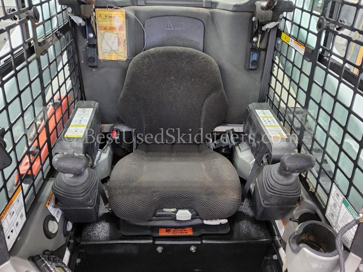 2020-bobcat-t770-image-26