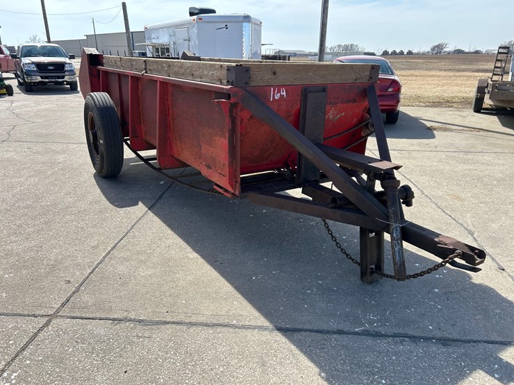 roorda-12ft-manure-spreader-image-1