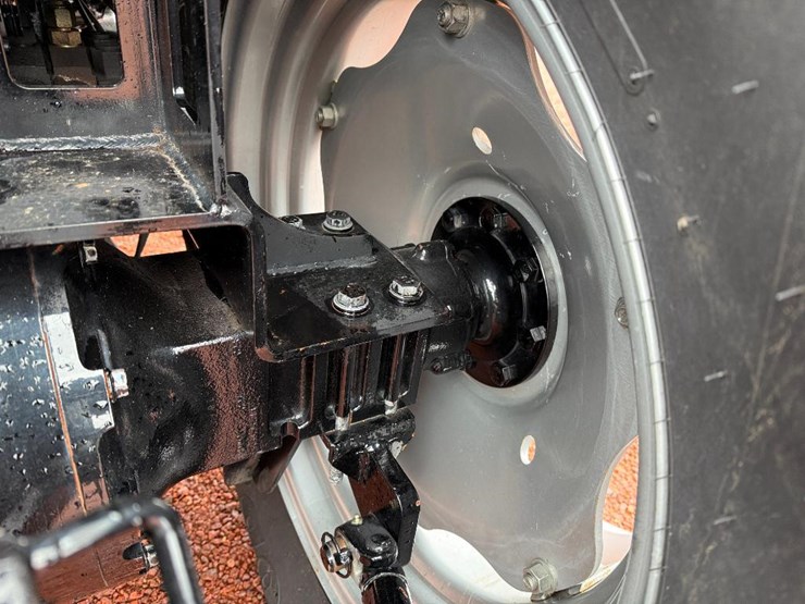 mahindra-7095-image-29