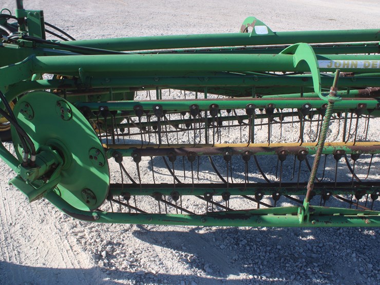 john-deere-700-image-23