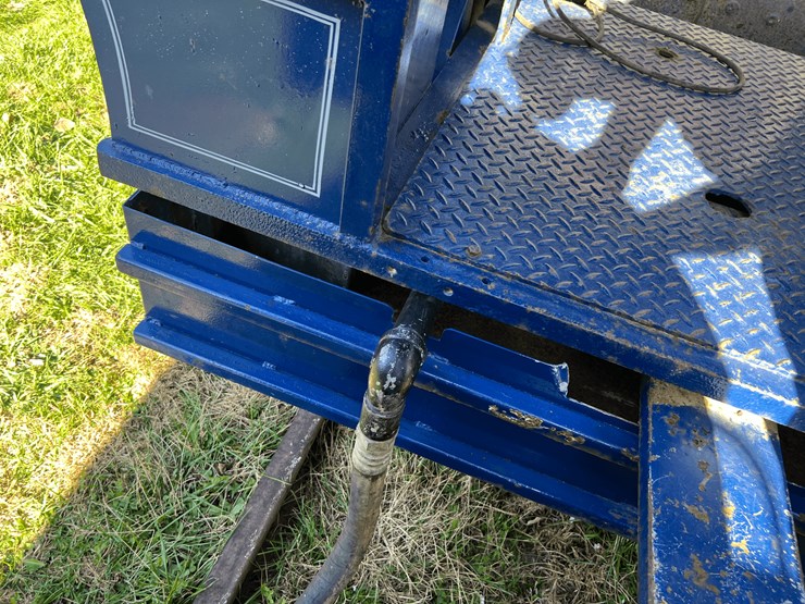 frick-steam-locomotive-with-track-image-153