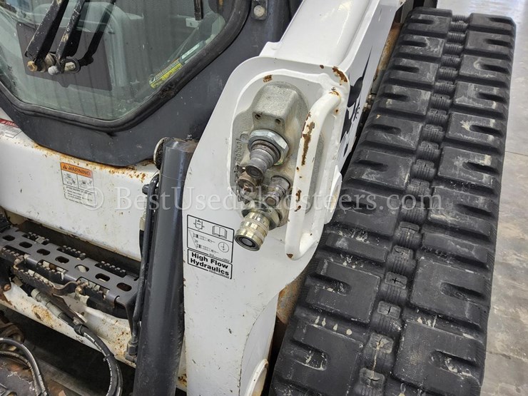 2022-bobcat-t770-image-24