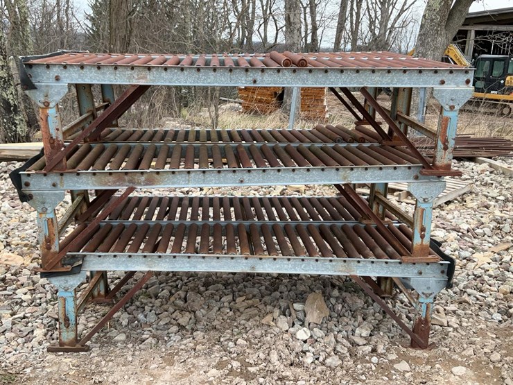 #138-•-skate-rolls-image-1