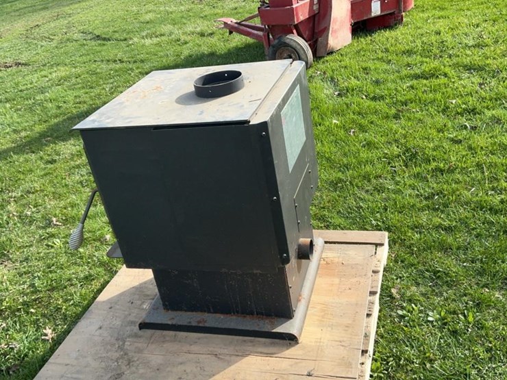 #140-•-master-forge-wood-burning-stove-image-4