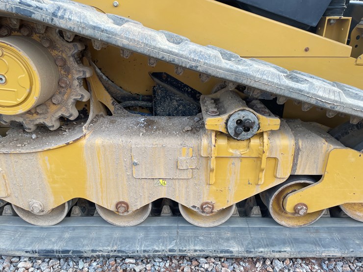 2017-caterpillar-259d-image-59