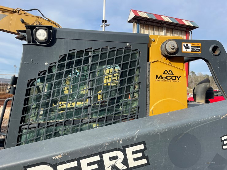 2019-deere-333g-image-38