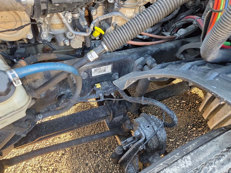 2019-freightliner-cascadia-3akjhhdr0kskr5281-mileage:-image-18