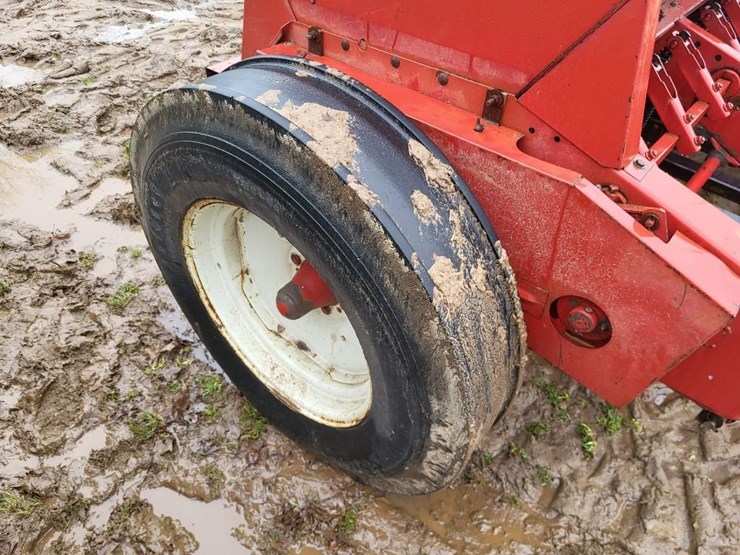 case-ih-5100-image-9
