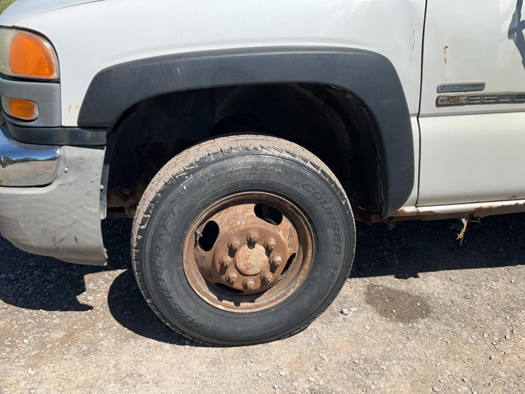 #501-•-2006-gmc-dump-truck-image-17