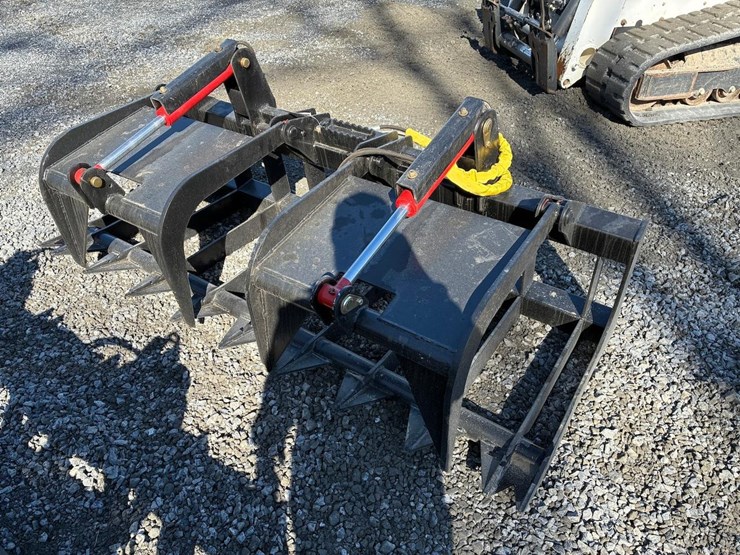 wildcat-80"-heavy-duty-skid-steer-root-grapple-image-4