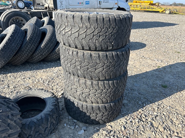 chevrolet-2500-image-4