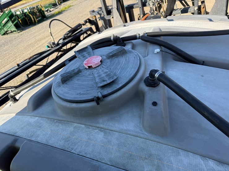 2015-apache-as720-image-95